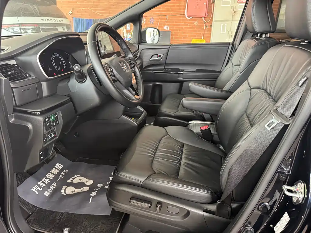 Odyssey 2.0 L e:HEV Sharp· Shine Enjoyment
