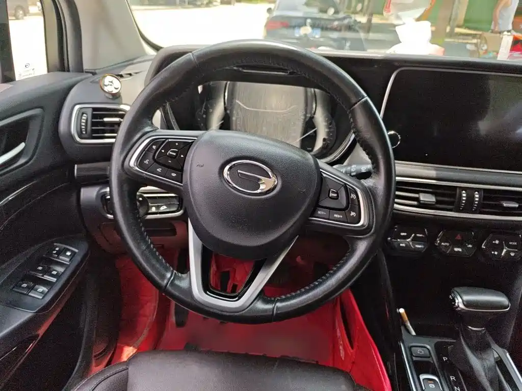 GAC Trumpchi GS4 235 T DCT 2 WD Luxury Connected Million Commemorative