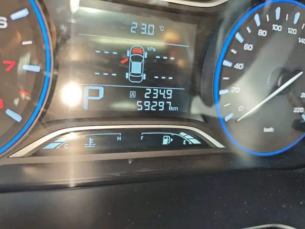 GAC Trumpchi GS4 235 T DCT 2 WD Luxury Connected Million Commemorative