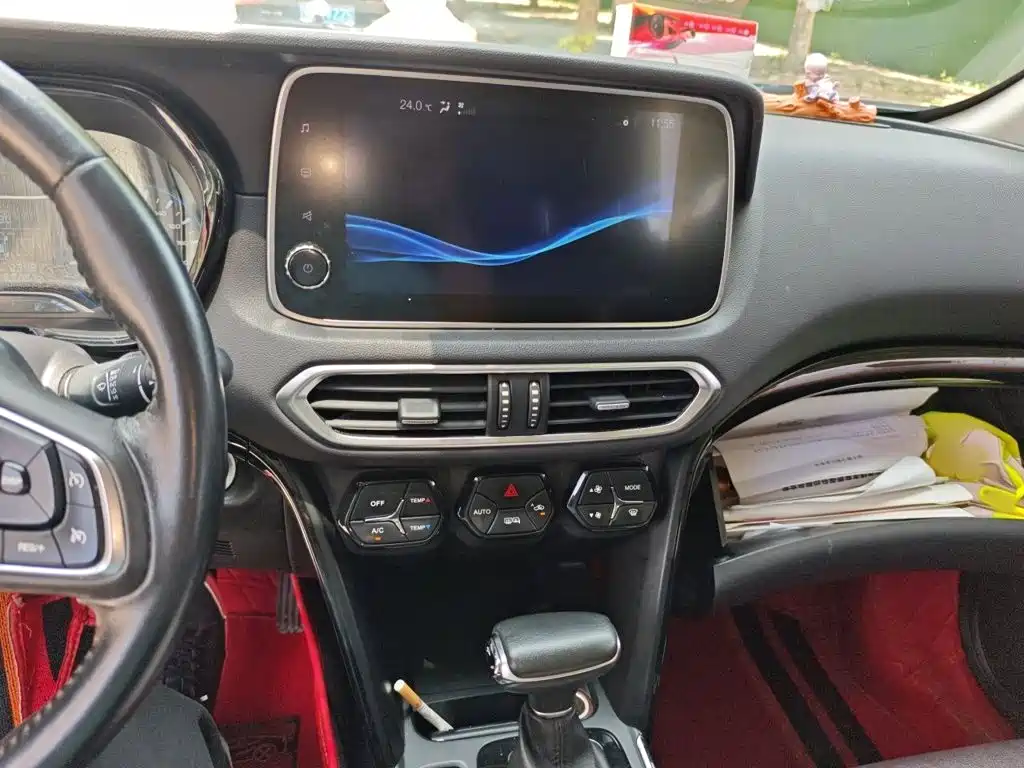 GAC Trumpchi GS4 235 T DCT 2 WD Luxury Connected Million Commemorative
