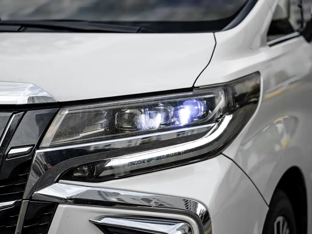 Alphard 3.5 L Luxury