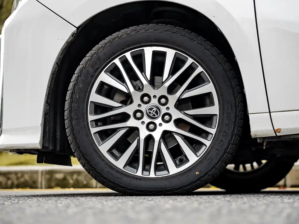 Alphard 3.5 L Luxury