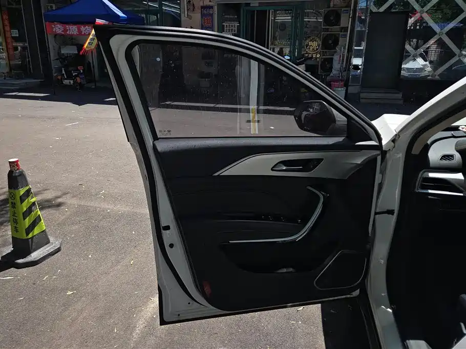 Besturn T77 PRO 280 TID Auto Luxury