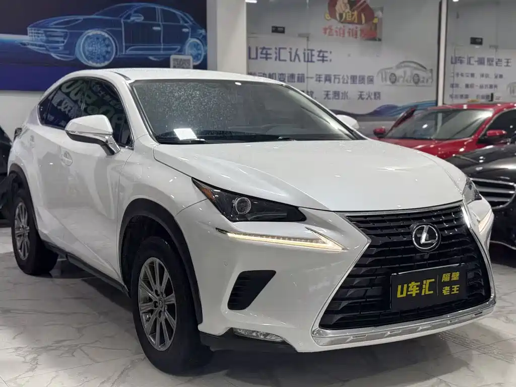 Lexus NX 200 FWD Comfort CN-VI