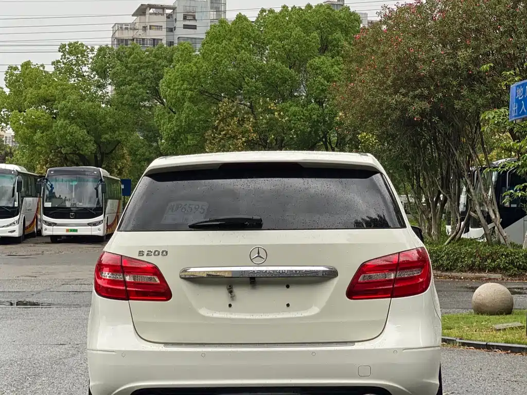 Mercedes-Benz B-Class B 200