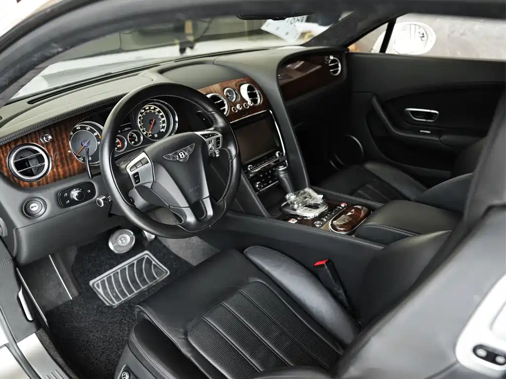 Continental GT 4.0 T GT V8