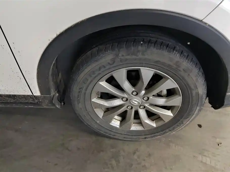 GAC Trumpchi GS3 传祺GS3 2019款 235 T 手动舒适版