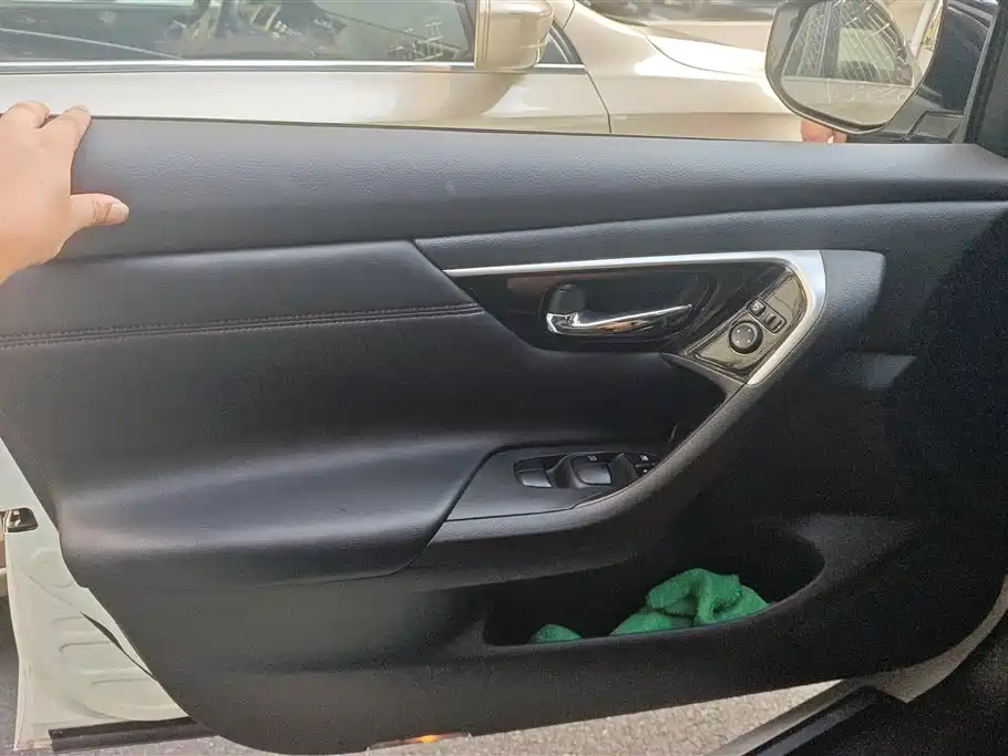 Teana 2.0 L XL Smart Progress