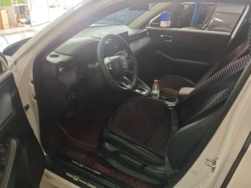 Vezel 1.5 L CVT Tech