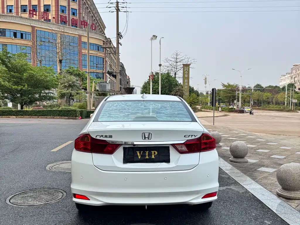 City 1.5 L CVT Comfort