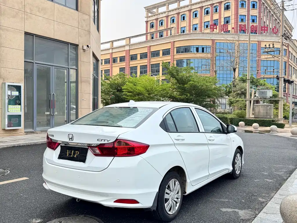 City 1.5 L CVT Comfort