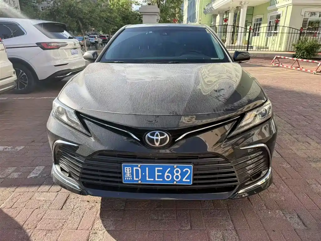 Camry 2.0 G Luxury