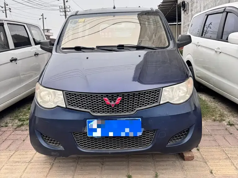Wuling Hongguang 1.5 L Basic