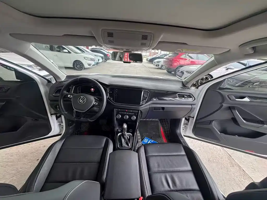 T-ROC 280 TSI DSG 2 WD Comfort Enjoyment PLUS