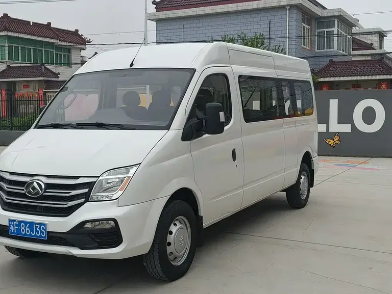 Maxus Xintu V80 2.5 T Classic6-speed Manual Aoyuntong LWB Mid Roof 7-seat
