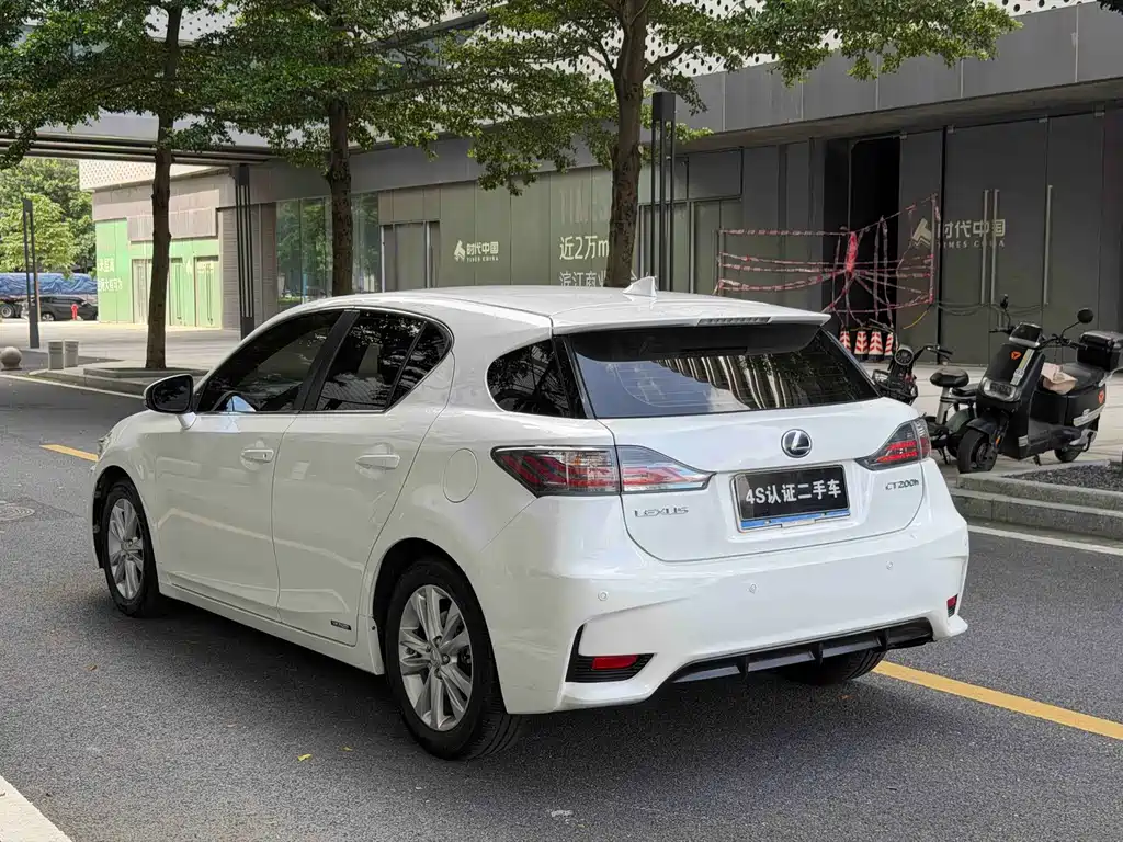 Lexus CT CT200 h Elite