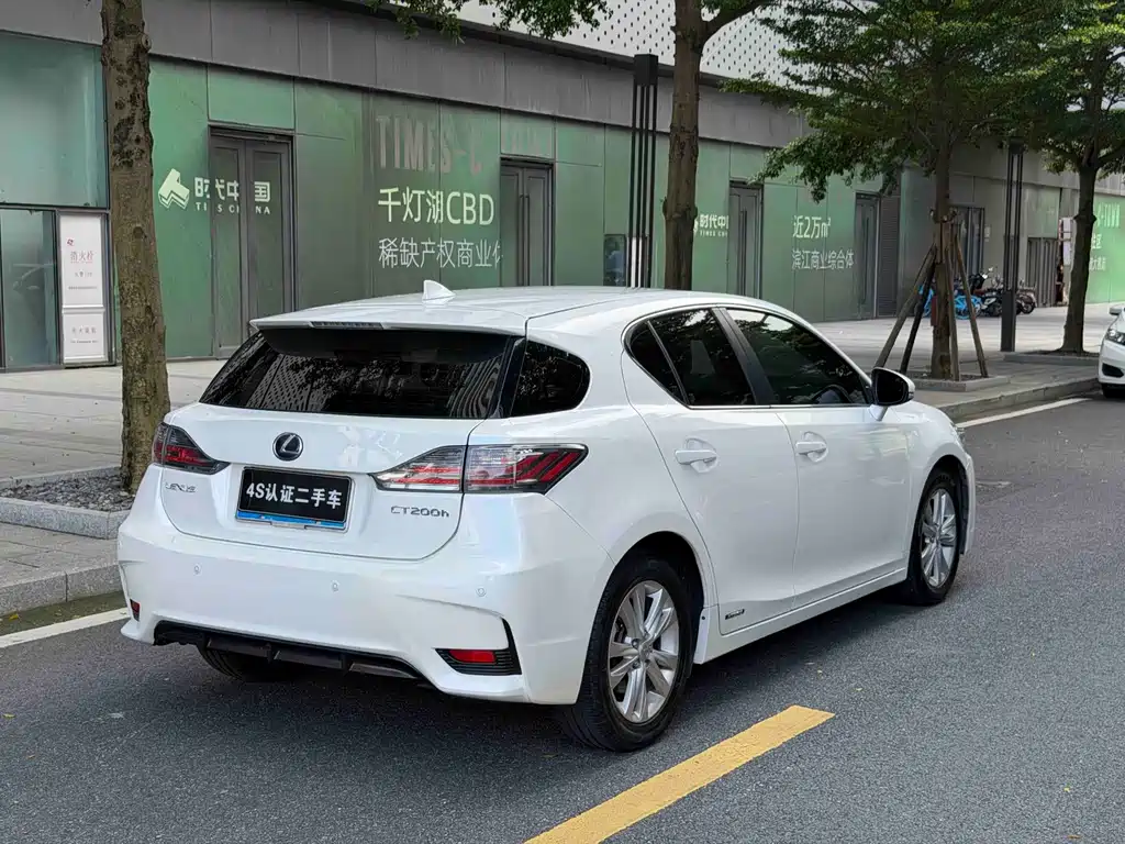 Lexus CT CT200 h Elite