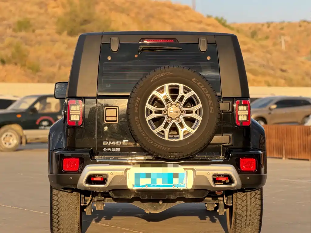 BAIC BJ40 2.0 T Auto 2 WD City Hunter Swordsman