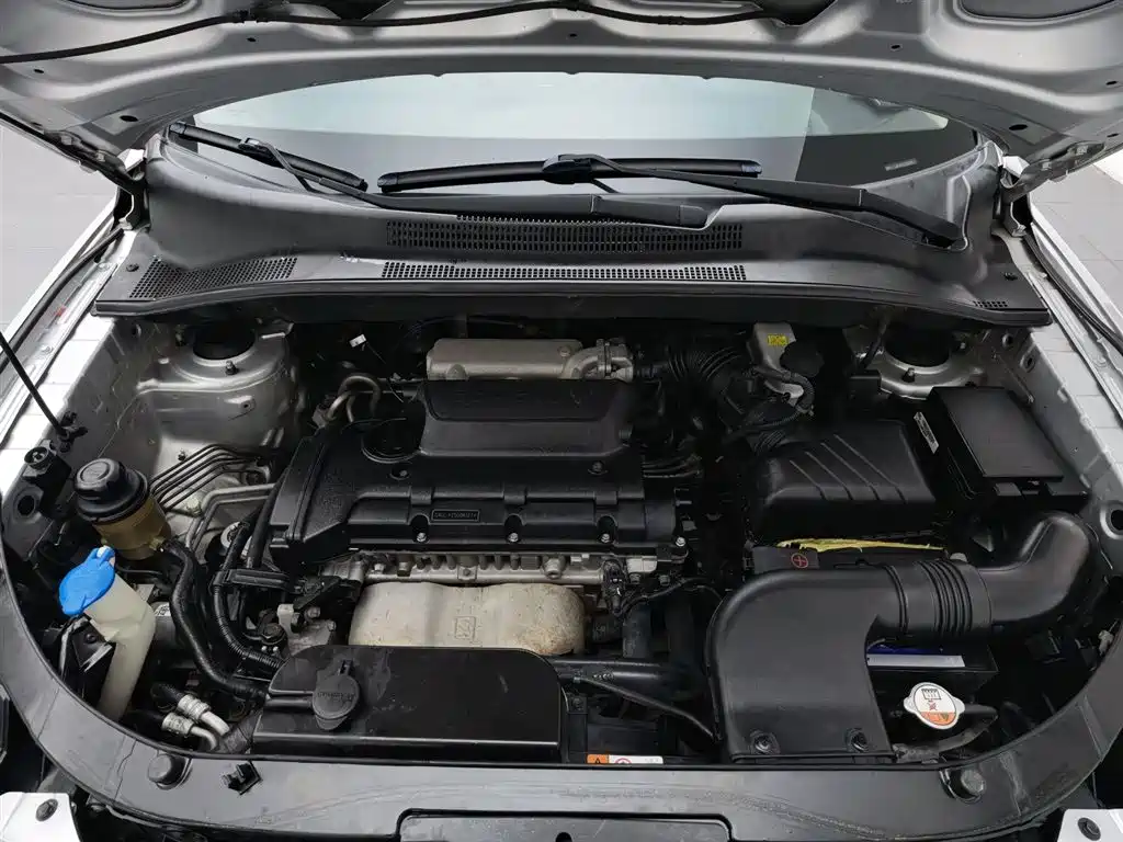Sportage 狮跑 2012款 2.0 L 手动两驱版GL