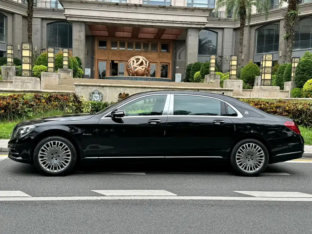 Maybach S-Class S 400 4 MATIC