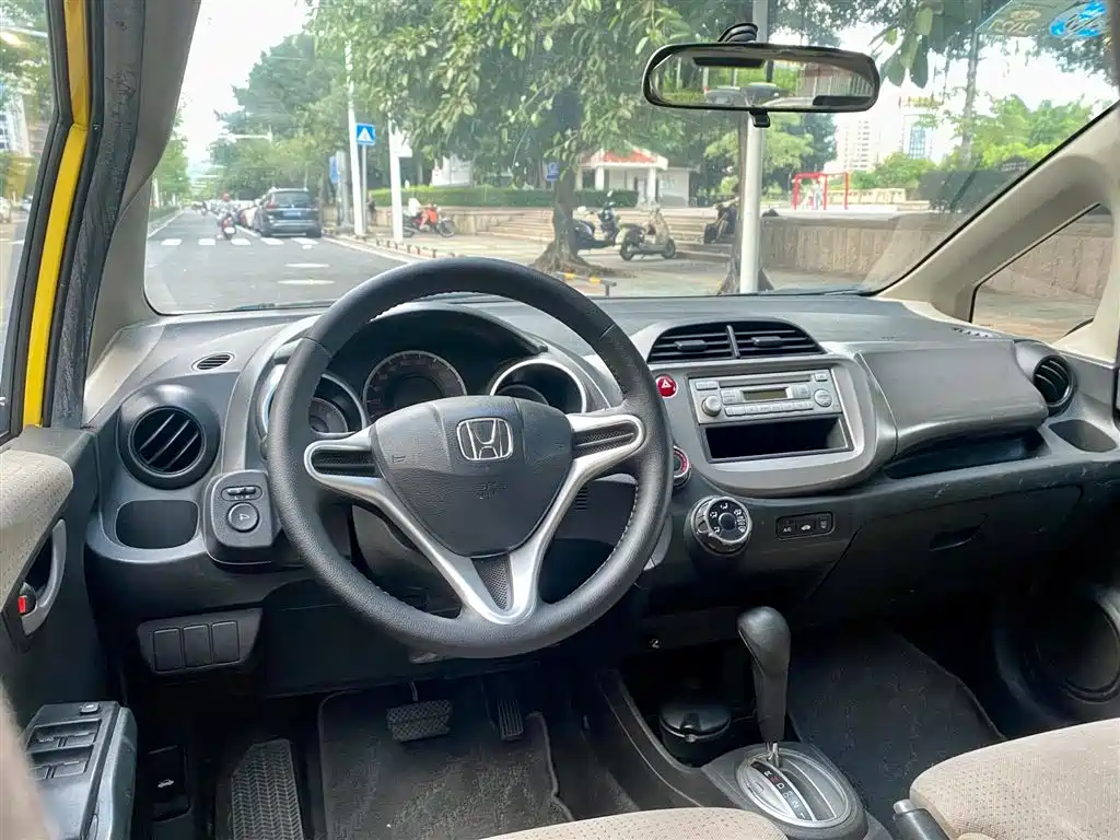 Fit 1.3 L Auto Comfort