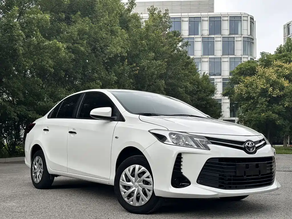 Vios 1.5 L CVT Creation
