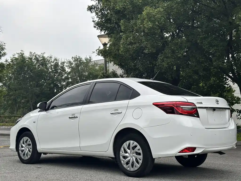 Vios 1.5 L CVT Creation