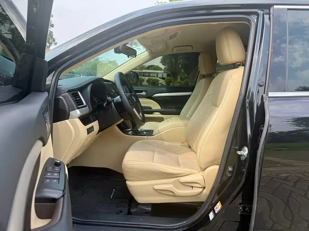 Highlander 2.0 T 2 WD Elite 7-seat