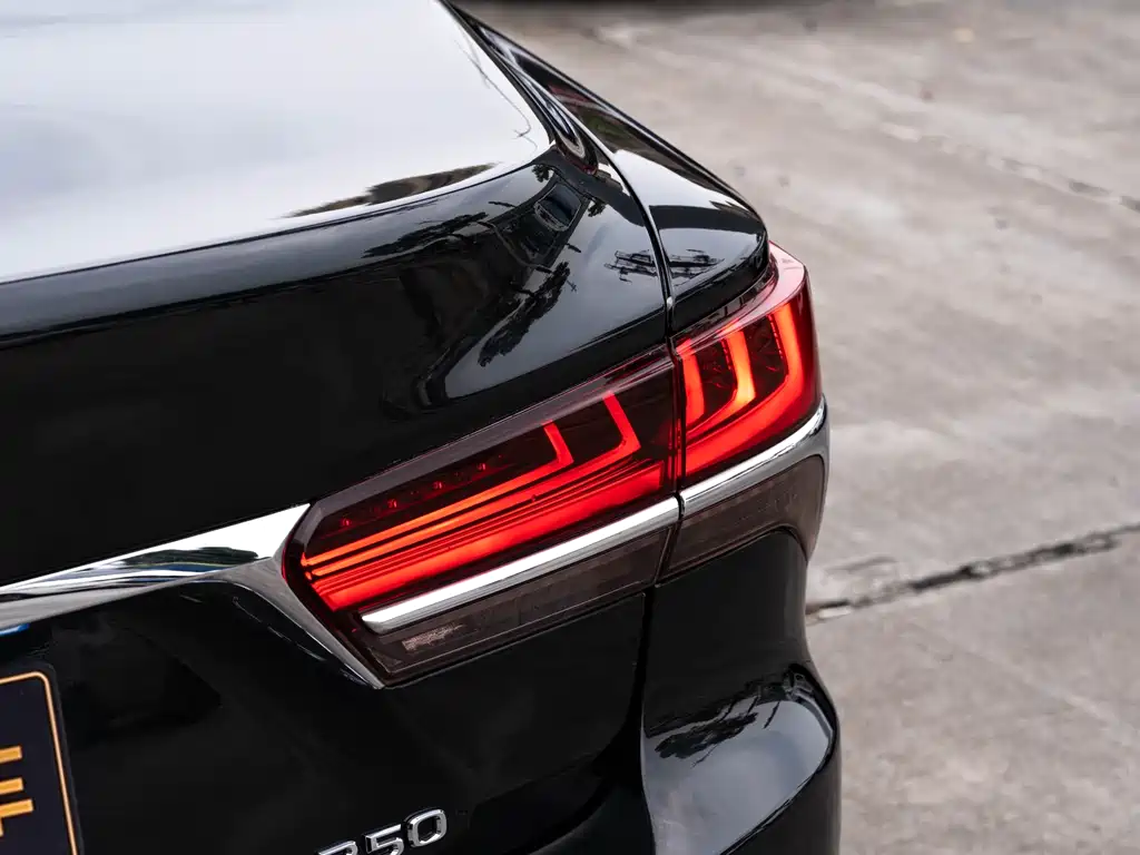Lexus LS 350 Outstanding CN-V