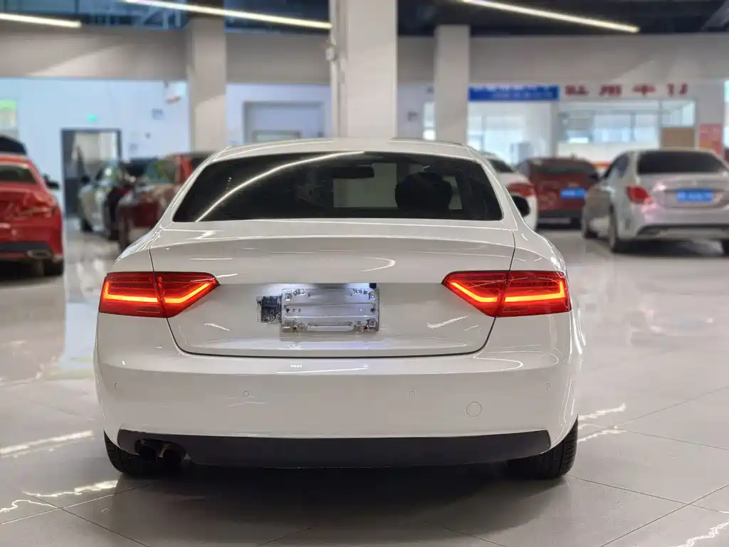 Audi A5 (Import) 2.0 TFSI Coupe