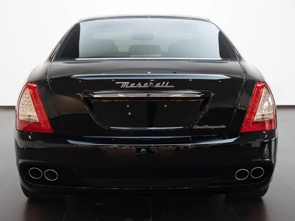 Quattroporte 4.2 L Elite