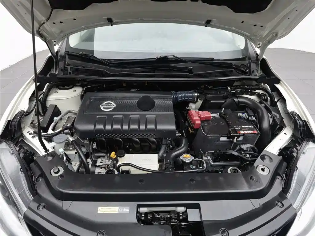 Tiida 1.6 L CVT Smart Travel