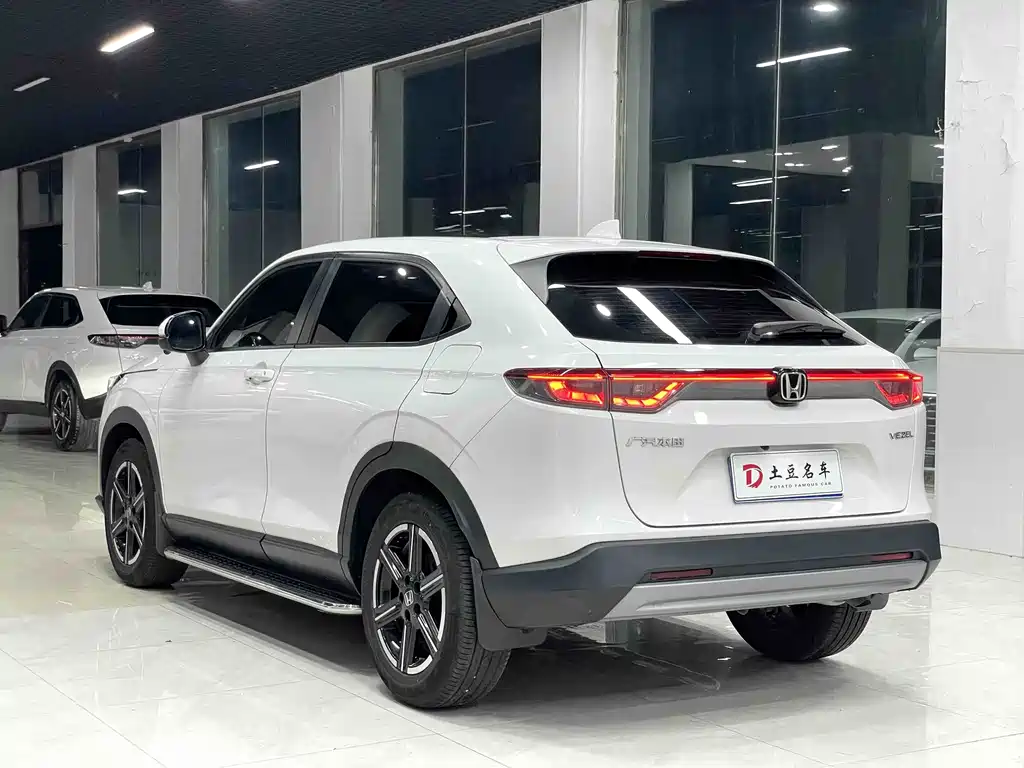 Vezel 1.5 L CVT Tech