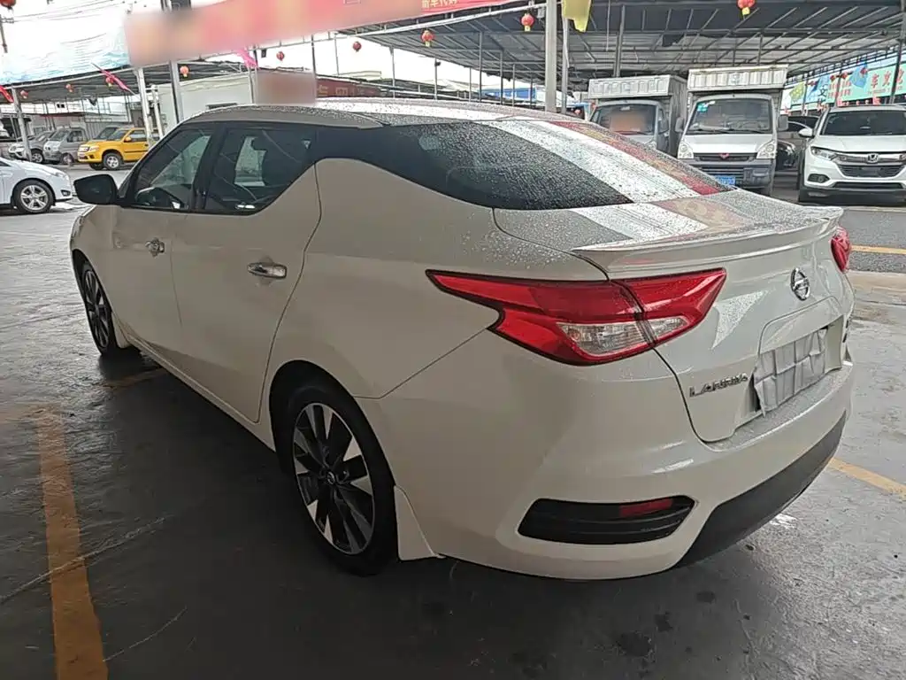 Lannia 1.6 L CVT Smart Cool