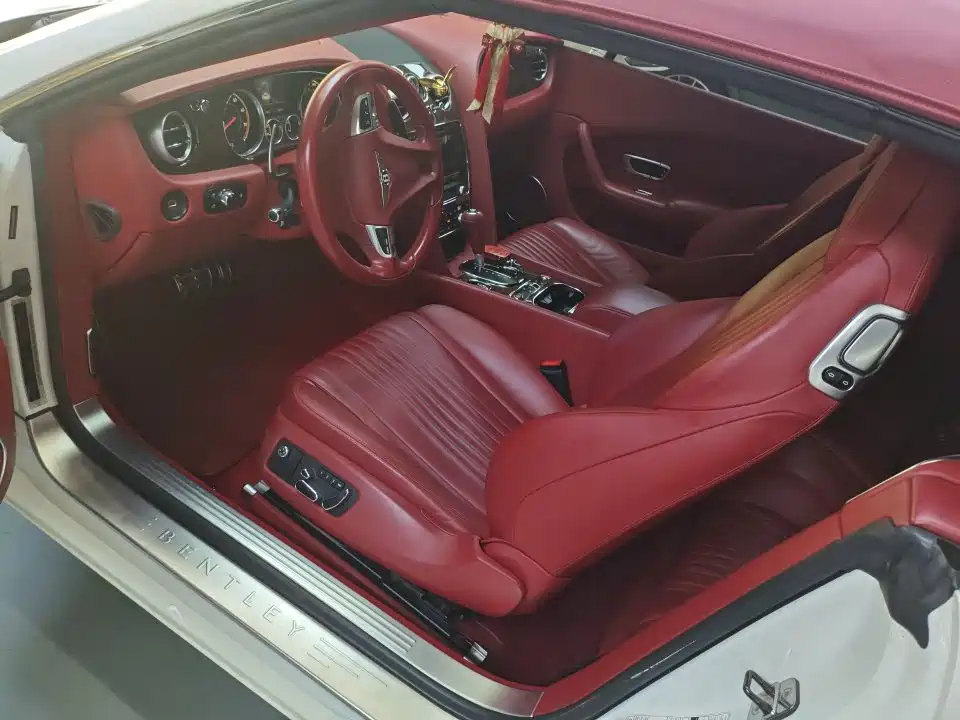 Continental GT 4.0 T GT V8 Convertible