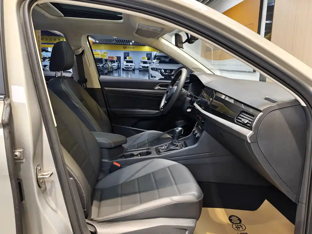 Lavida 1.5 L Auto Comfort