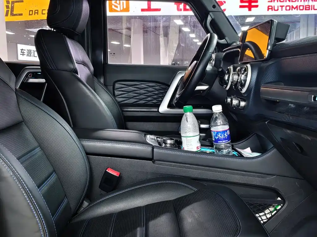 BAIC BJ40 2.0 D Auto 4 WD Blade Hero Swordsman