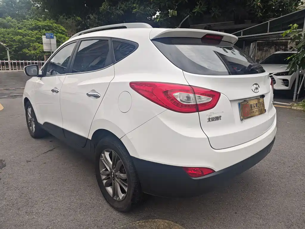 Hyundai ix35 2.0 L Auto 2 WD Intelligent CN-V