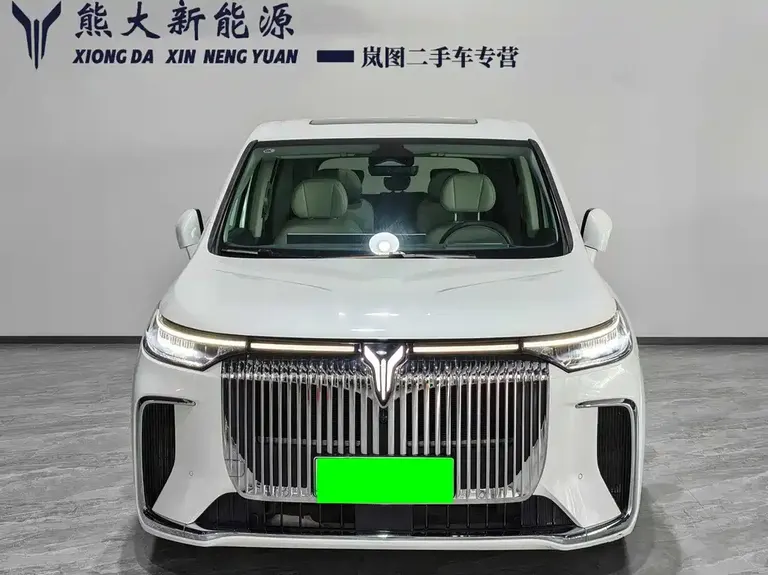 Voyah Dreamer PHEV 4 WD Distinguished Kunpeng