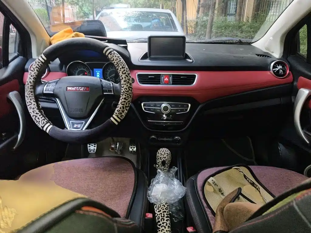 Haval H1 哈弗H1 2015款 1.5 L 手动尊贵型