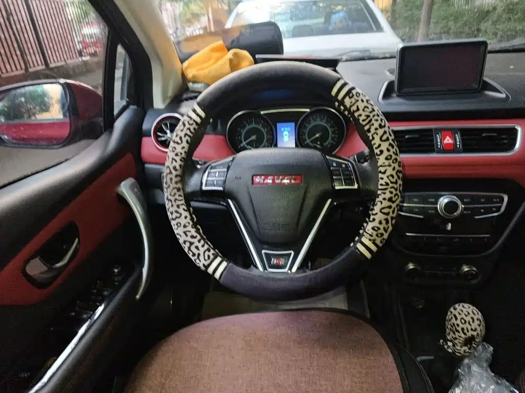 Haval H1 哈弗H1 2015款 1.5 L 手动尊贵型