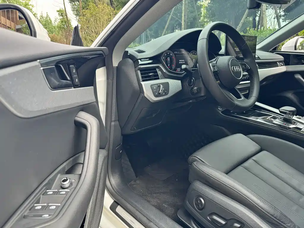 Audi A5 (Import) Sportback 40 TFSI Fashion Elegant