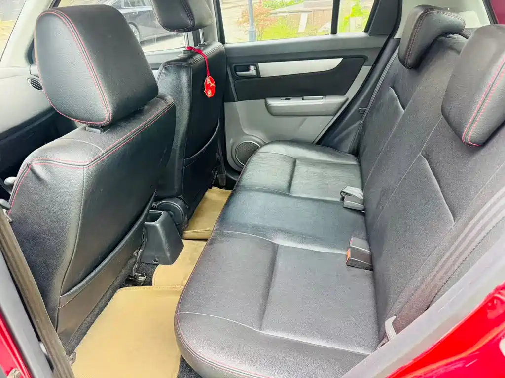 Swift 1.5 L Auto Limited
