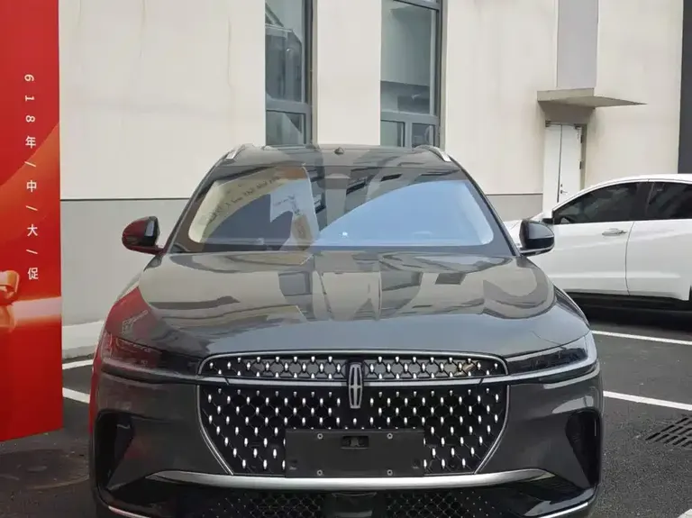Lincoln Nautilus 2.0 T 4 WD Supreme Wise