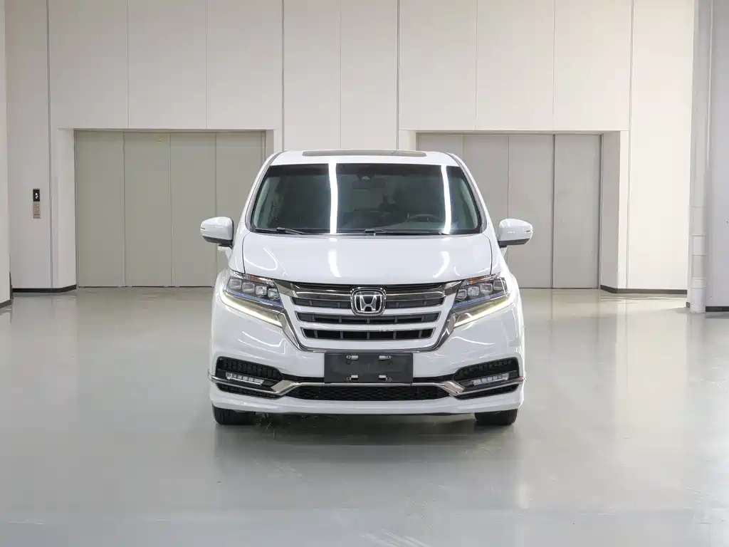 Elysion 2.0 L Hybrid Luxury