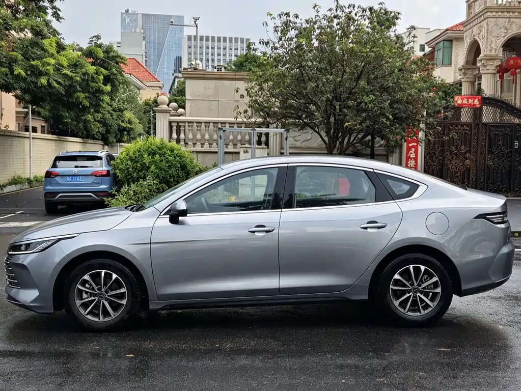 Destroyer 05 Glory DM-i 55 KM Luxury