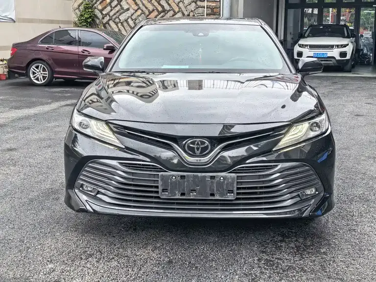 Toyota Camry 2.0 G Luxury CN-V
