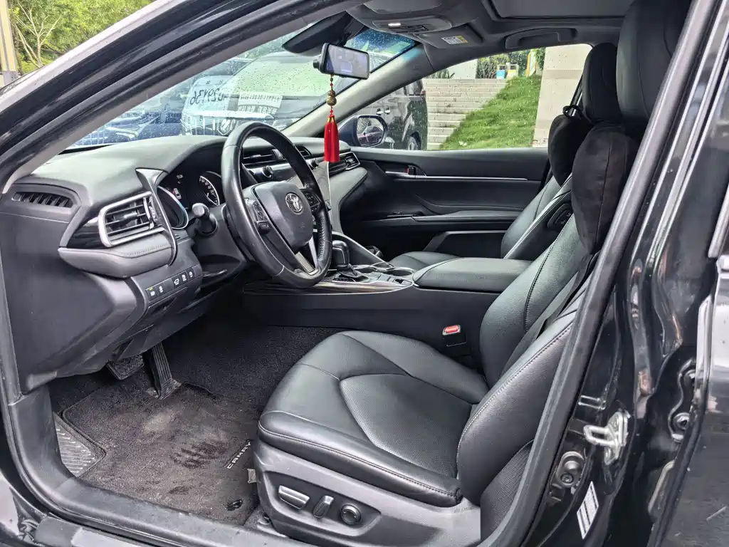 Camry 2.0 G Luxury CN-V