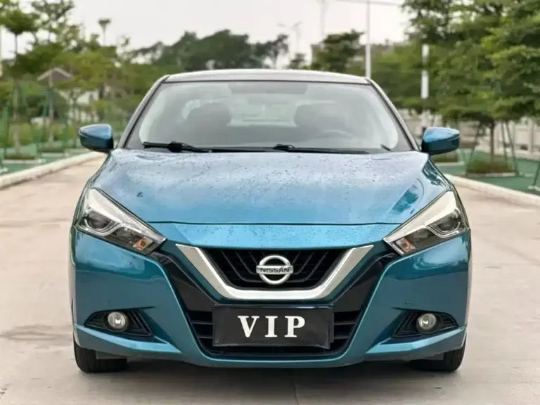Nissan Lannia 1.6 L CVT Cool