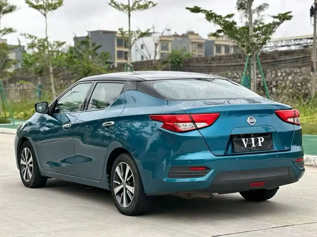 Lannia 1.6 L CVT Cool